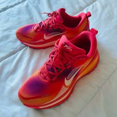 nike vomero 18 SE trainers uk 9