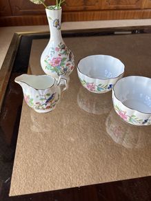 Aynsley jug bowls and mini vase