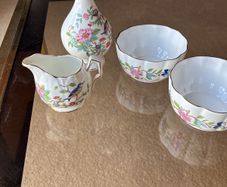 Aynsley jug bowls and mini vase