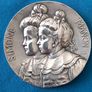 Medal Family, Children, Simone And Manon, Au Image 2