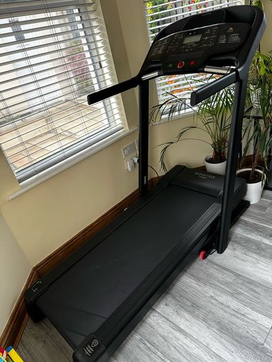 Decathlon Domyos T540C Foldable Smart Connected Incline Treadmill | Excellent Condition