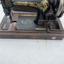 Singer table top sewing machine. Image 2
