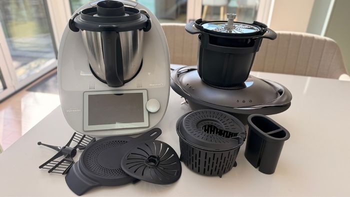 Thermomix TM6  - Excellent Condition + Cutter
