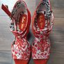 Womens shoe Image 2