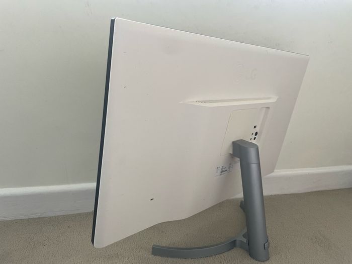 LG UHD Monitor 4k