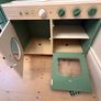 Play kitchen Image 5