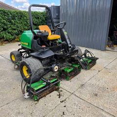 John deere fairway mower