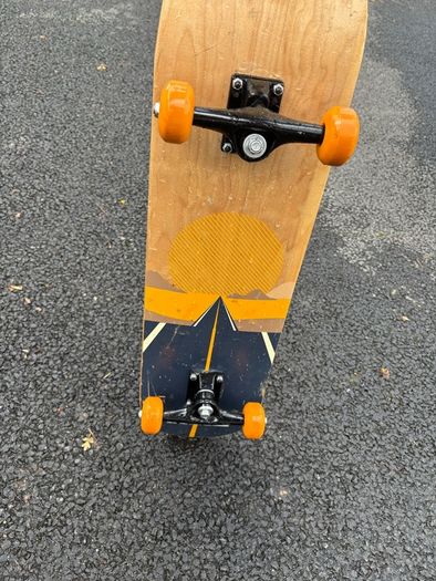 Skate board