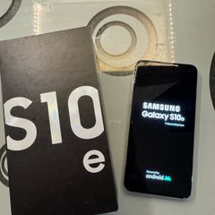 Samsung Galaxy S10e