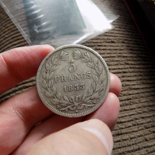France 1833 W,5 francs.King Louis Philippe.90% silver.