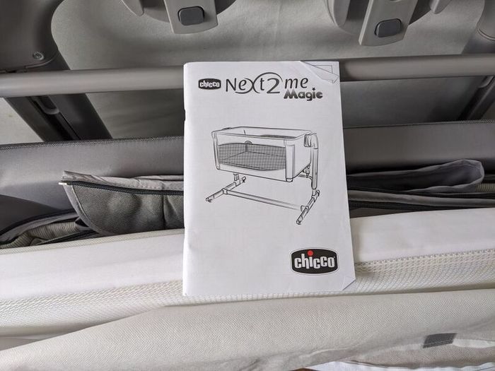 Chicco Next2Me Magic Co-Sleeper Crib (Cool Grey) - Great Condition in Travel Bag