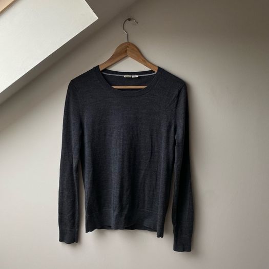 GAP Premium Merino Wool Crewneck Knit Sweater Jumper  Charcoal Grey Size Medium