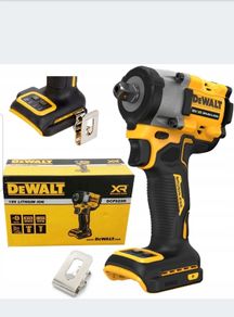 dewalt wrench