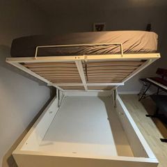 King size white Ottoman bed/ "Malm Ottoman bed Stan Kg white GB"