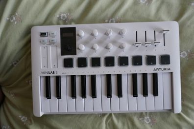Arturia MiniLab3 25