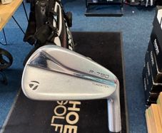 Taylormade P790 irons in mint condition