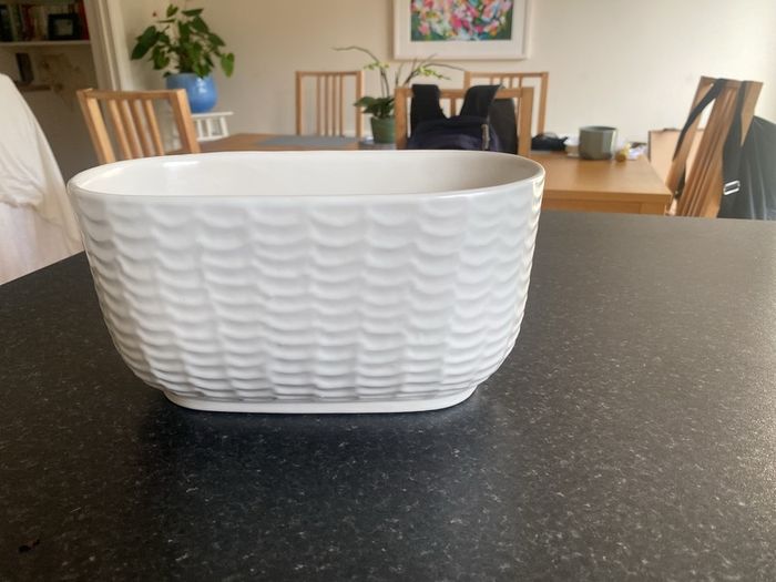 Plant pot