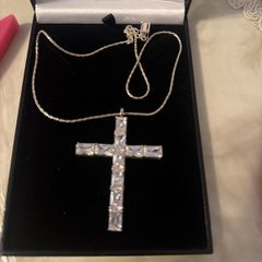 Beautiful silver cross and chain with diamonds was never worn would be a beautiful Christmas present or birthday present