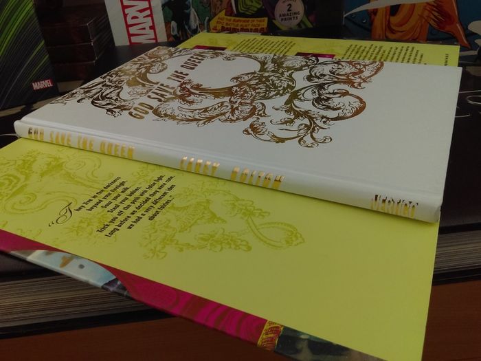God Save The Queen Graphic Novel ! Beautiful Hardback ! by Vertigo !