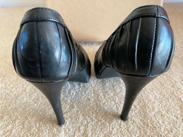 Ladies High Heel Shoes