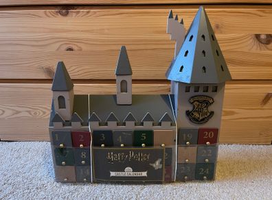 Harry Potter Wooden Advent Calendar with Lights