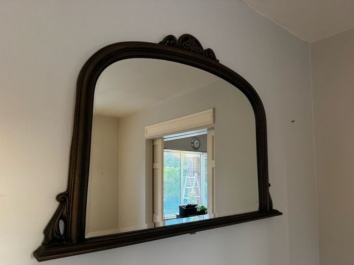 Mantle mirror Celtic