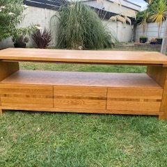 Sideboard/TV/media unit