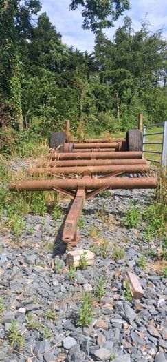 Bale Carrier