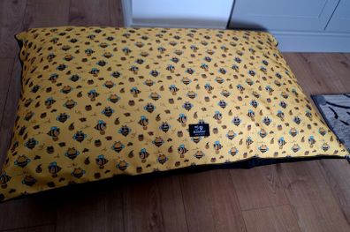 Beddies Dog Bed Brand New