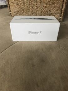 iPhone 5 empty box