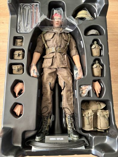 Hot Toys Platoon Chris Taylor (MMS135) & Sergeant Barnes (MMS141) Set