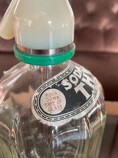 Rare Vintage Thwaites Soda Water Mineral Waters Distributors Ltd Dublin Syphon Bottle