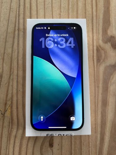 iPhone 16