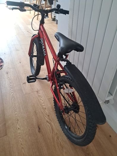 Kids Apollo Outrage Bike
