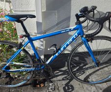 Carrera Zelos Jr