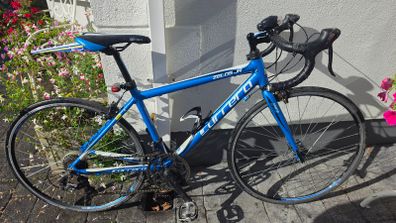 Carrera Zelos Jr