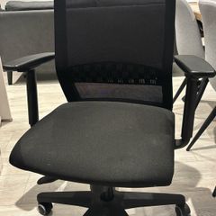 Extremely comfortable office chair