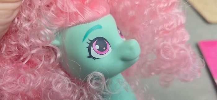 Minty HTF 6inch Rainbow Celebration Amazon US Exclusive MLP G5 My Little Pony 2023