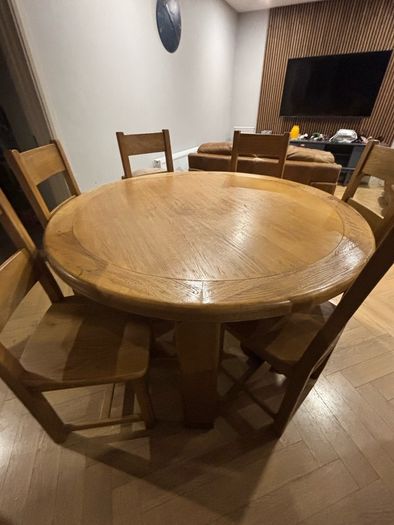 5ft Round Solid Oak Dining Table & 6 Chairs