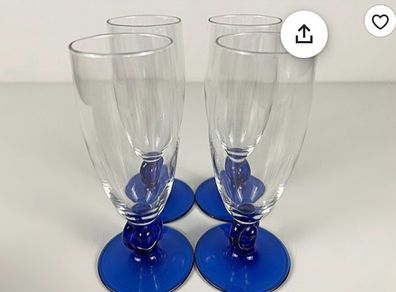 A bundle of Vintage Mid Century Luminarc Arcoroc Made in France Mid Century Cobalt Blue Stemmed Champagne Flute - glasses (6)