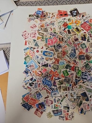 Loose stamps