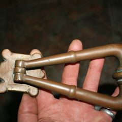 Antique Arts Bronze Door Knocker 8" x 4"