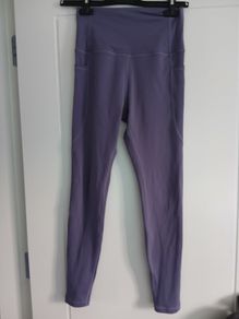Purple leggins