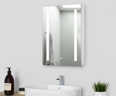 Brand New 600mm Bathroom LED Mirror Cabinet