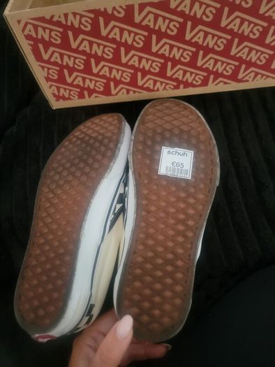 van shoe worn once size 4.5uk