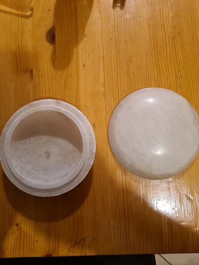 White Onyx Circular Trinket Box.