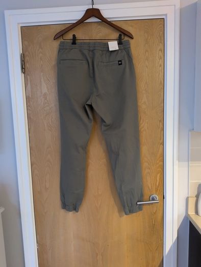 Zara Jade Green Jogger Fit Trousers.   S. L. -16.   B.N.W.T.