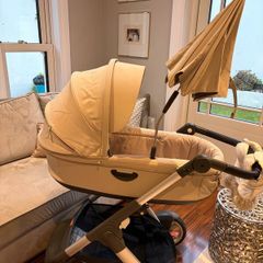 ONO: Stokke pram travel system & car seat  (beige)