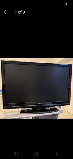 Hitachi 42" LCD TV