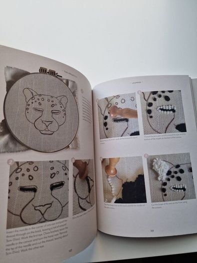 Punch needle embroidery set